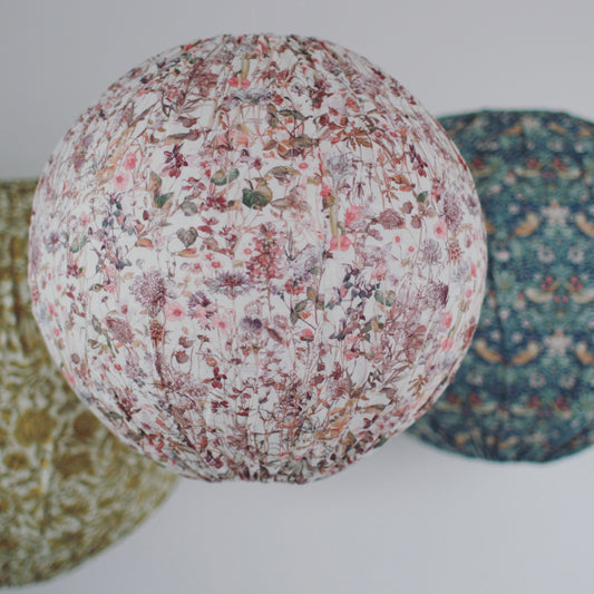 DIY kit: Cover for rice paper lamp (Sewing instructions + Lamp and Elastic)