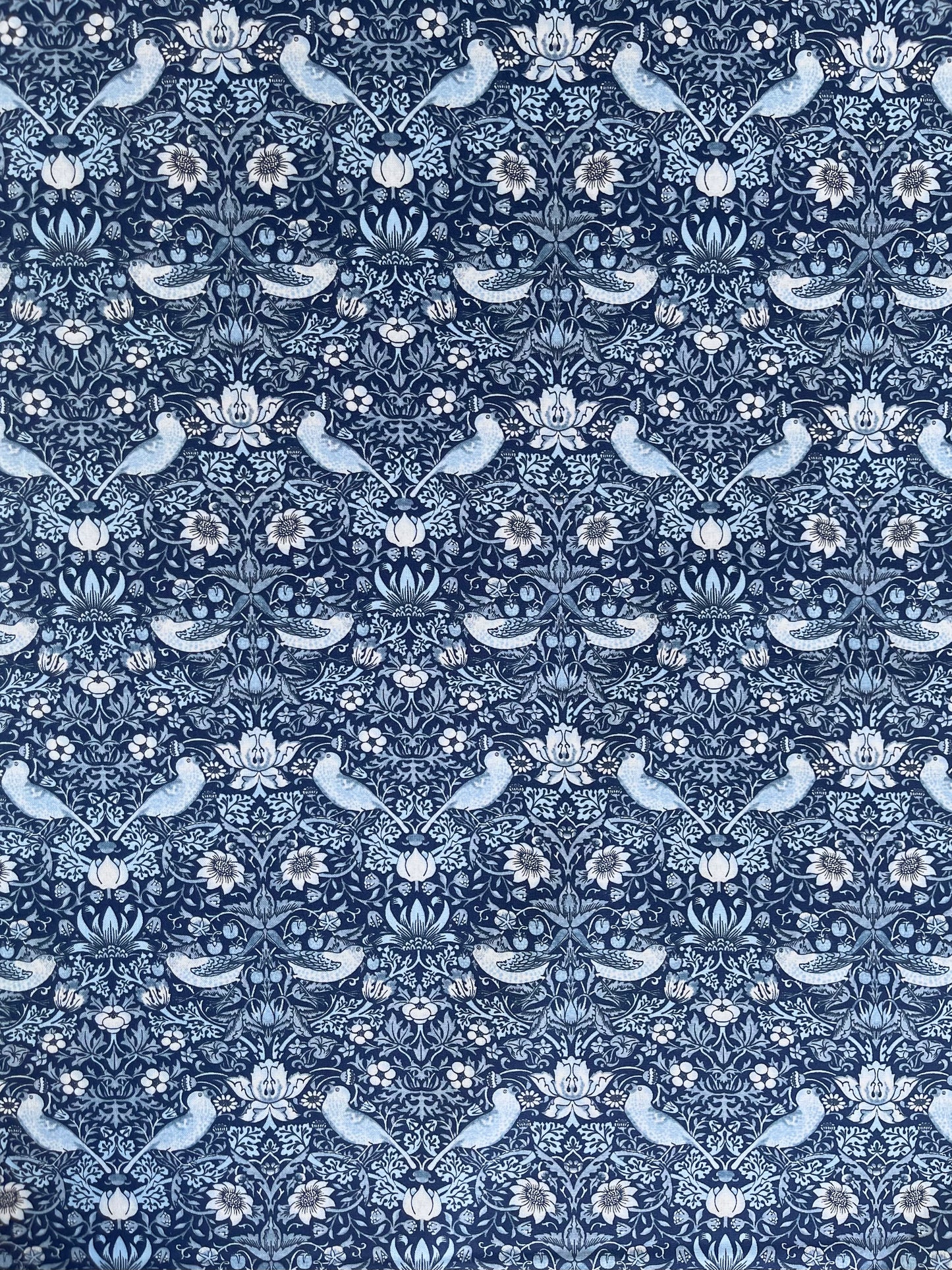 William Morris fabric / Mini strawberry thief - blue-on-blue