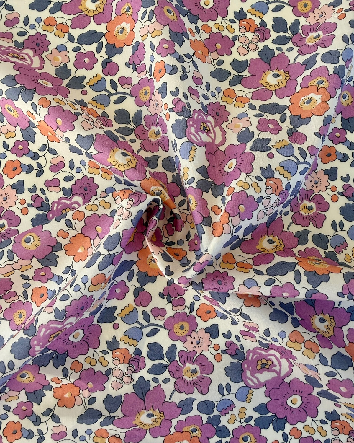 Liberty stofstykke - Betsy / Lilla