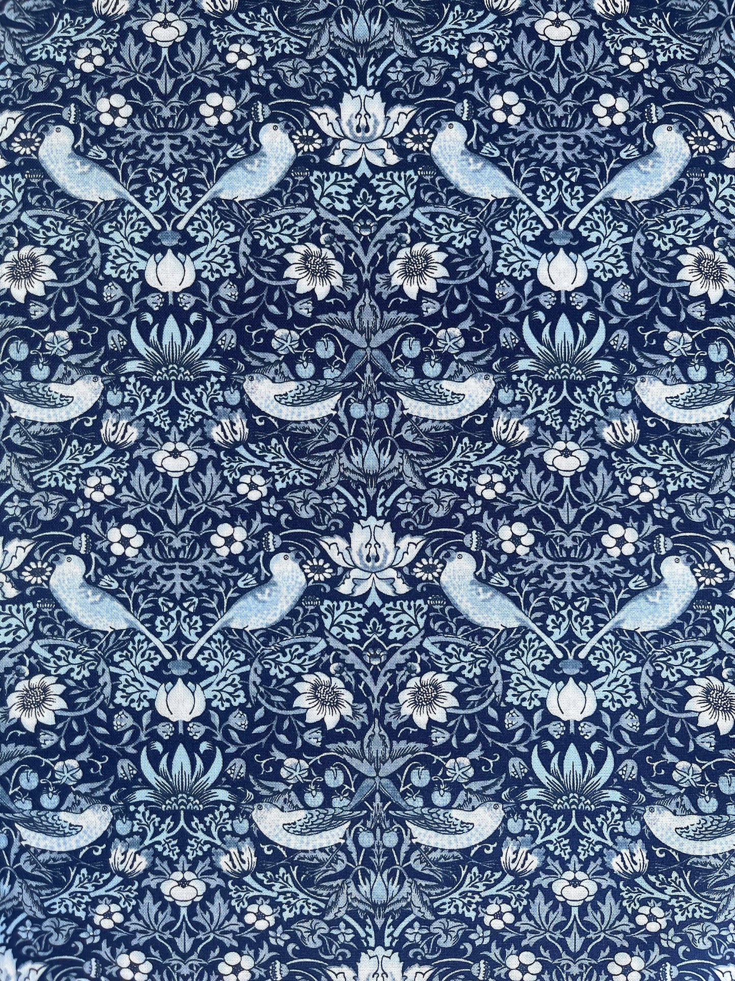 William Morris fabric / Mini strawberry thief - blue-on-blue