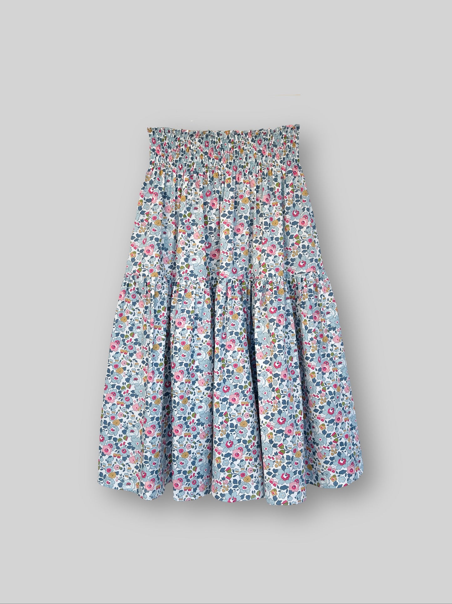 Syvejledning - Betty Onesize etagenederdel med SMOCK