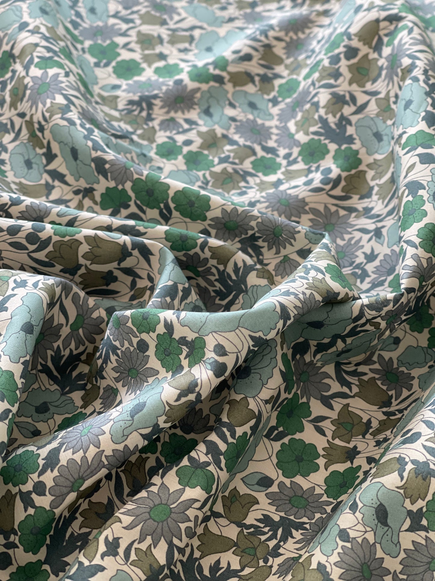Liberty fabric piece - Poppy and Daisy Green