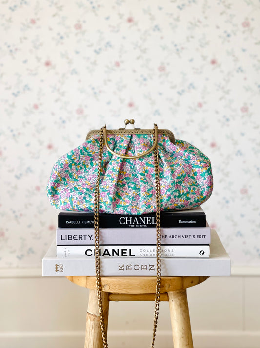 DIY: Abbey bag - Sewing instructions + Pattern