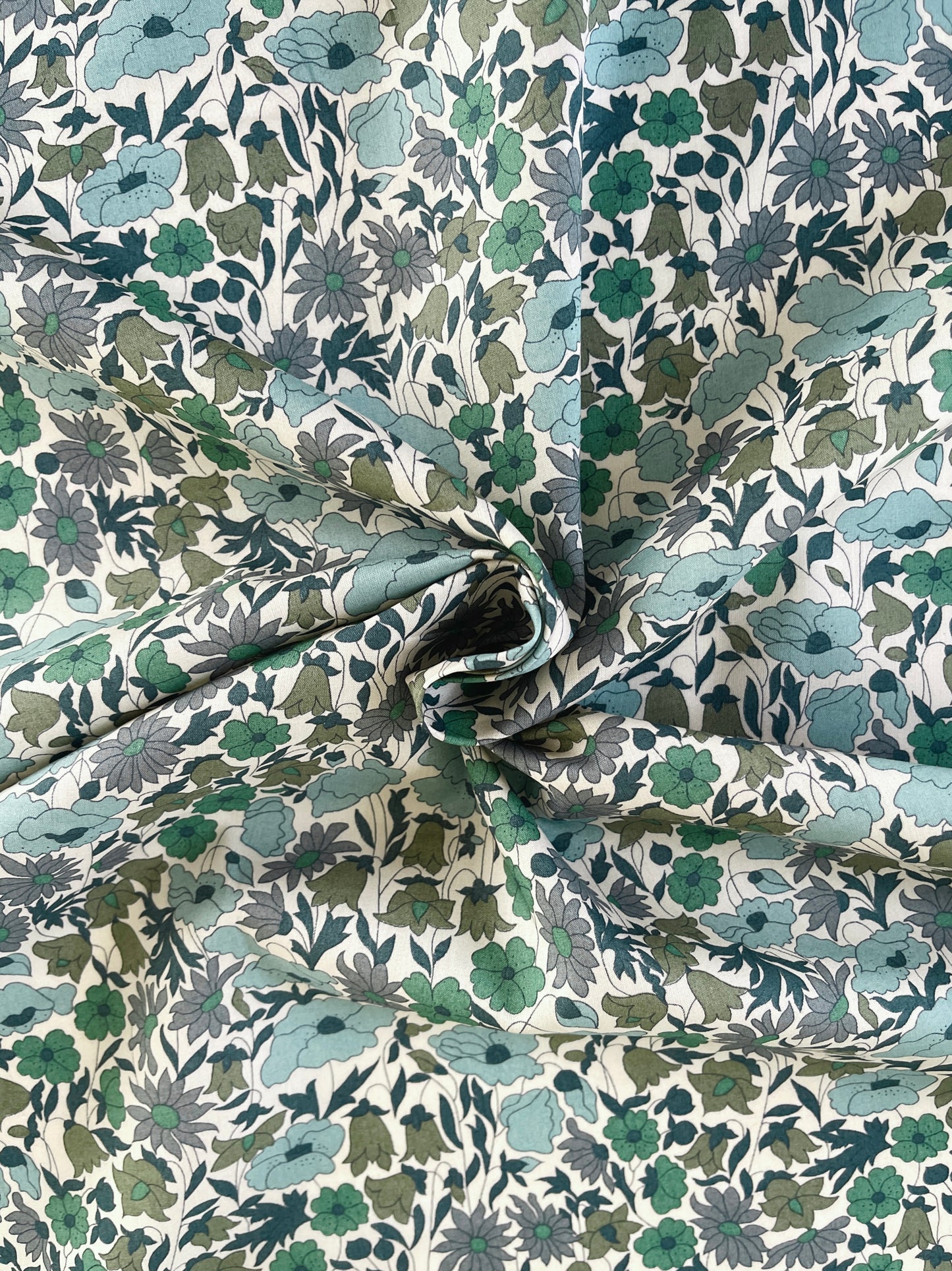 Baby dynebetræk i Liberty Fabric - Poppy and Daisy