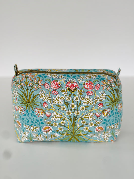 Toilettaske William Morris Hyacith (Lille)