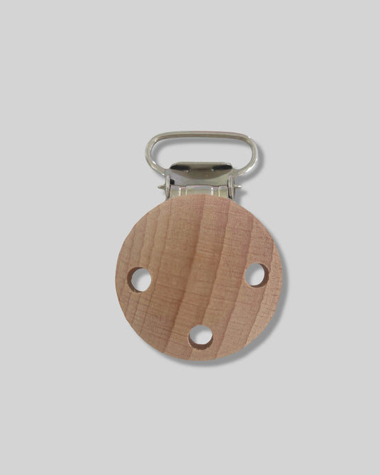 Pacifier clip in wood