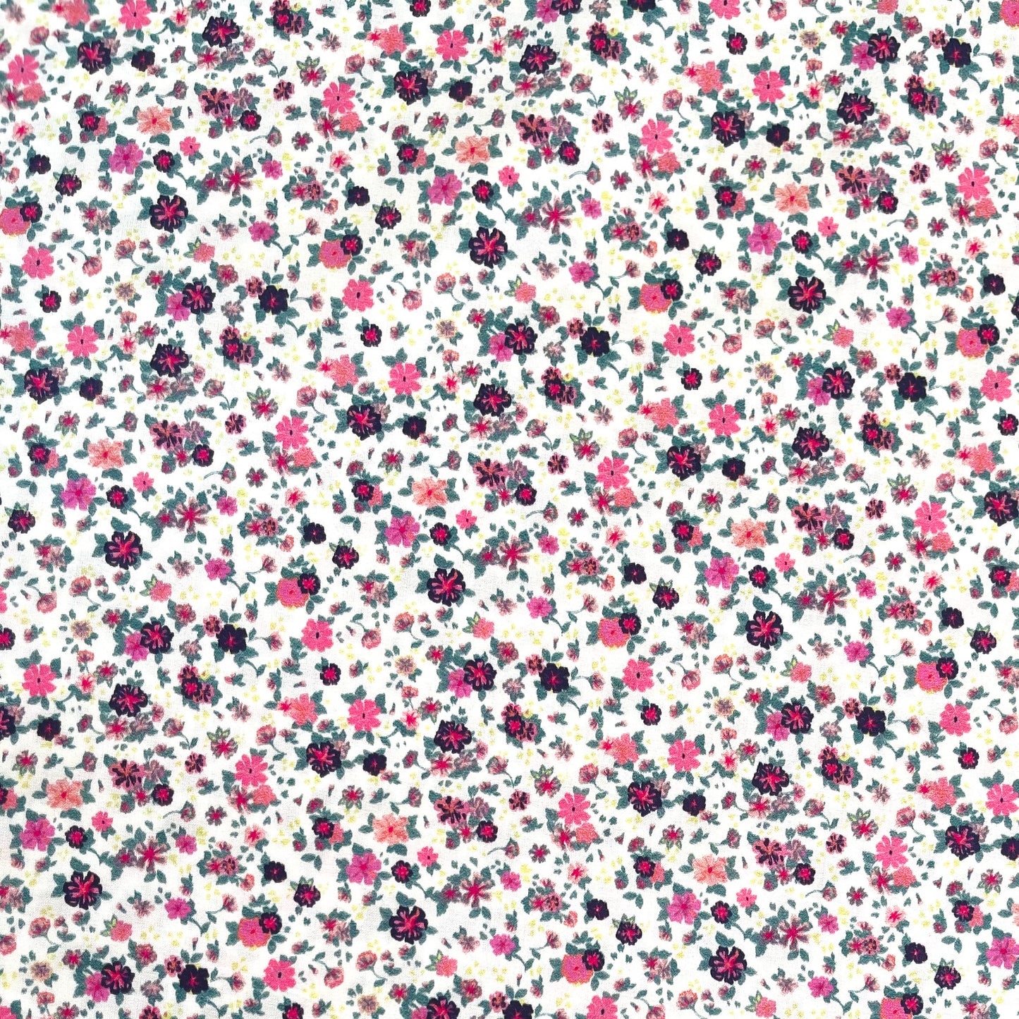 Blomstret bomulds stof: Rigmor - Pink / Lilla