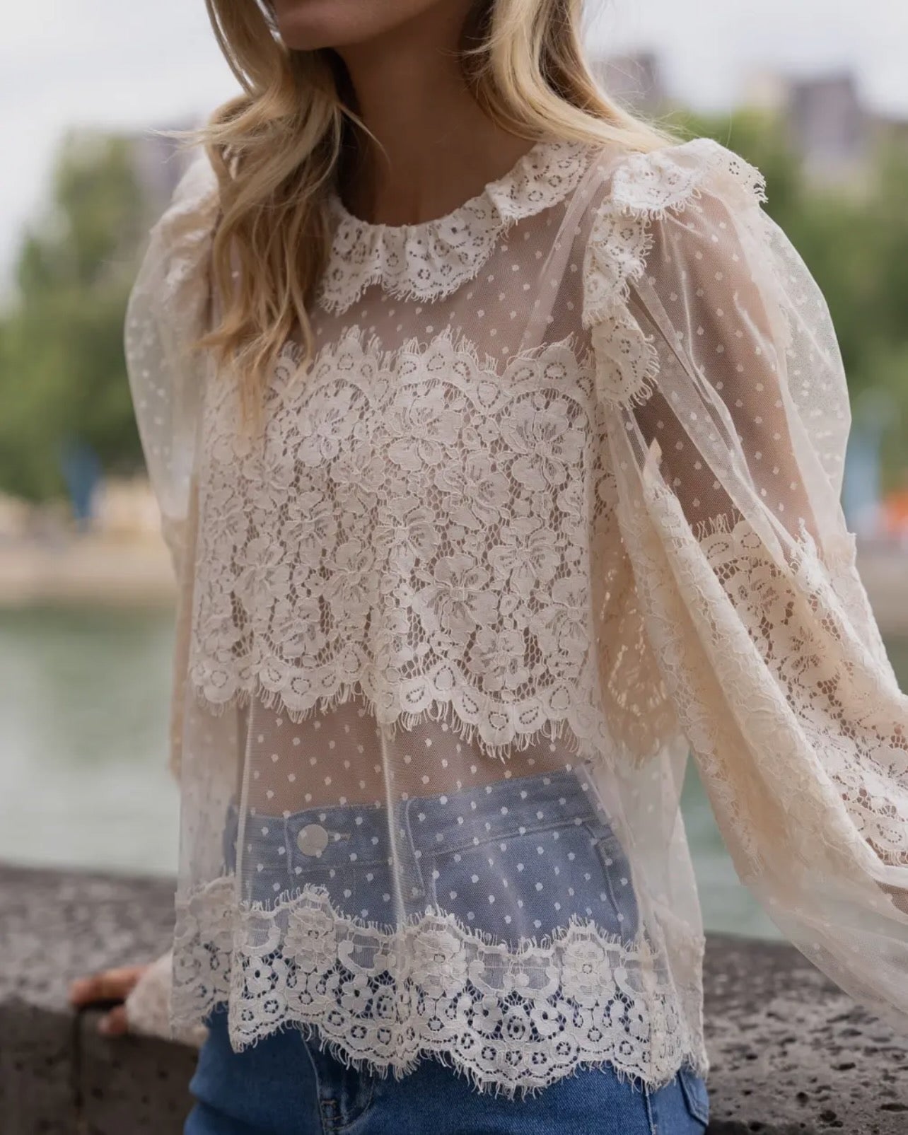 Choklate blondebluse l  - Råhvid