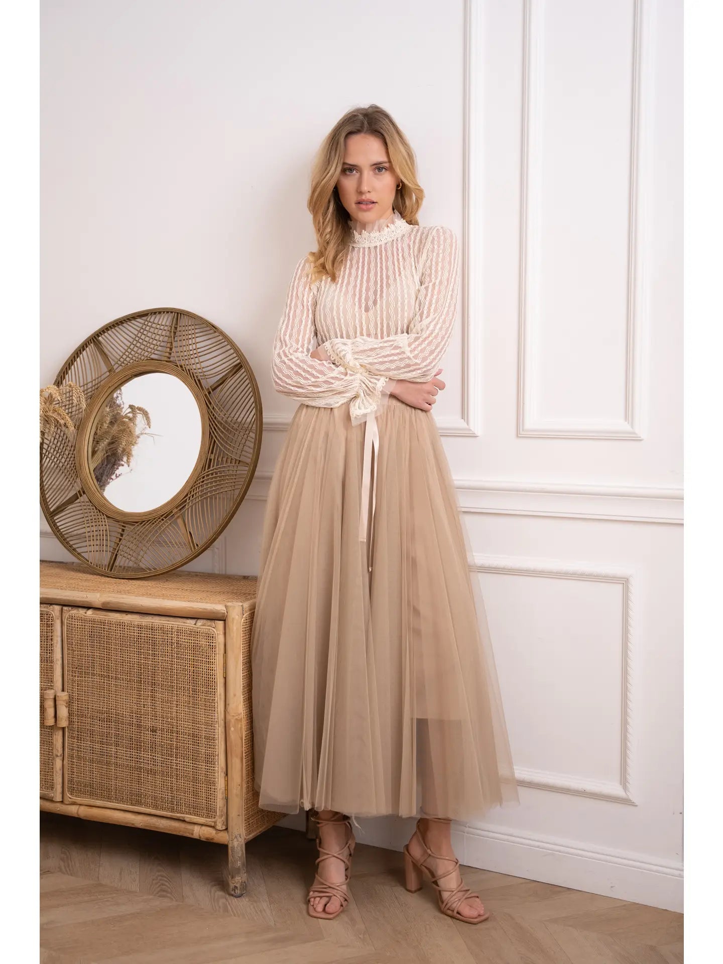 Choklate tylnederdel  - Beige