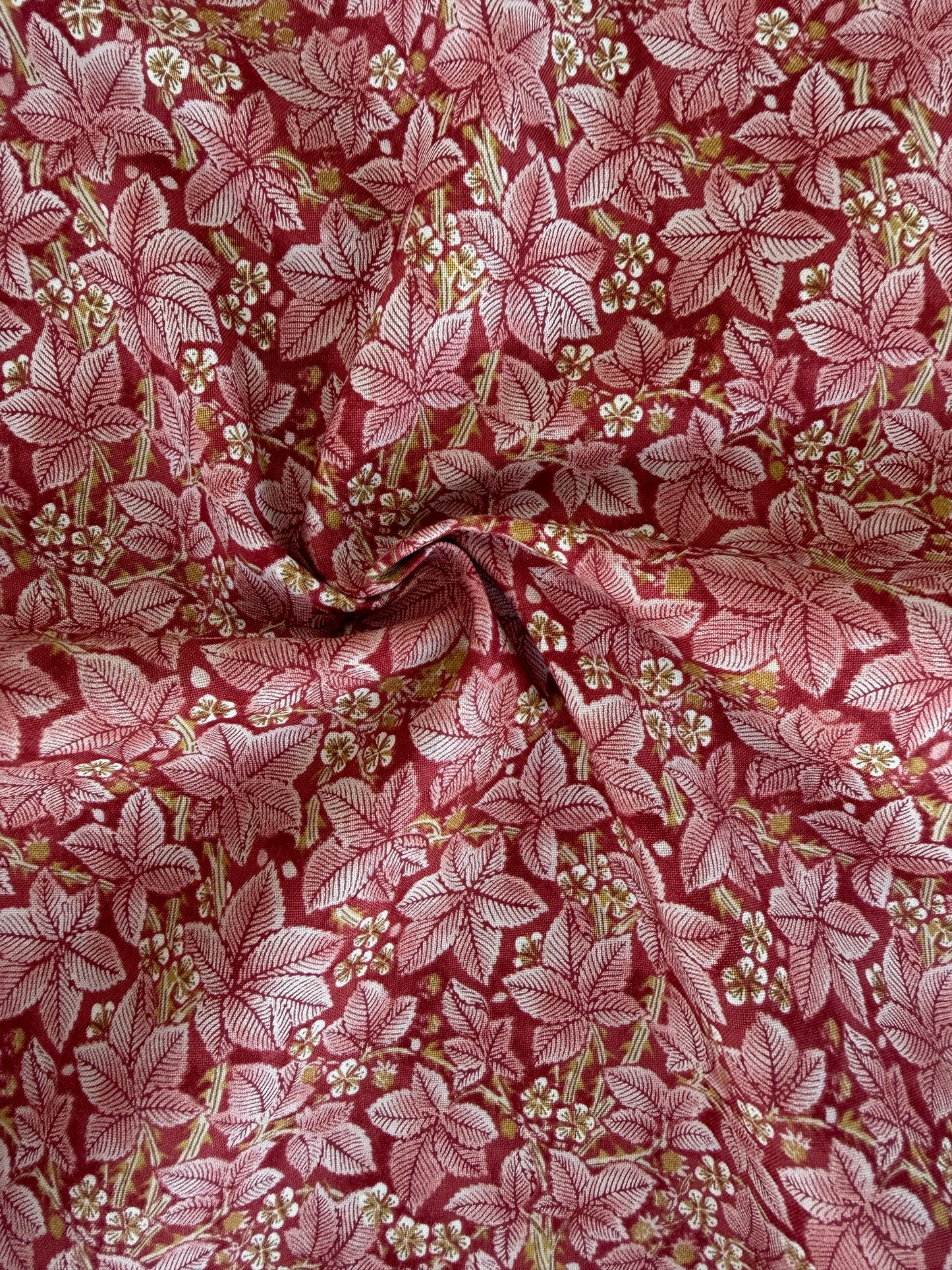 William Morris bomulds stof / Bramble Rød