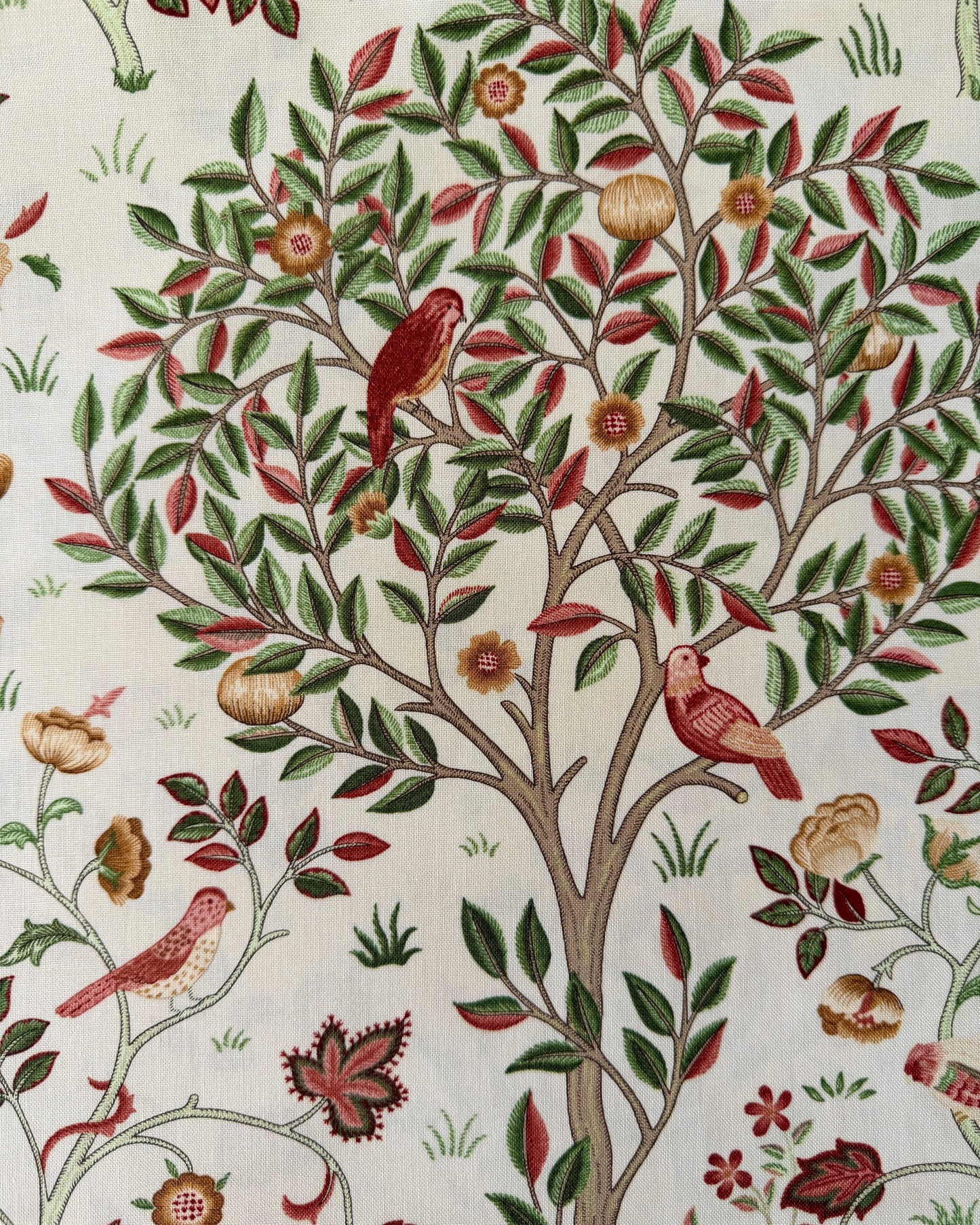 Stofstykke - Kelmscott tree